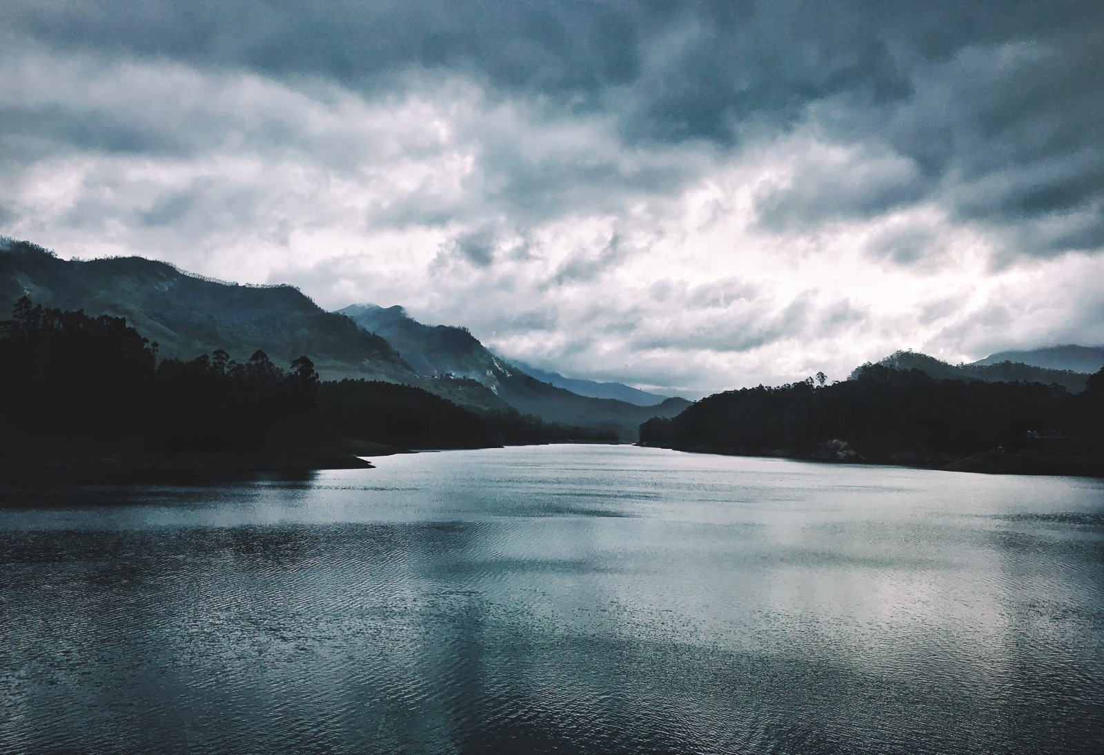 Hills & Backwater of Kerala